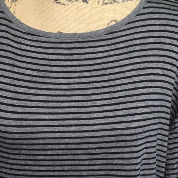 Eileen Fisher Lycocell Striped Black and Gray Women's Super Soft Top‎ Size Small - Picture 5 of 7